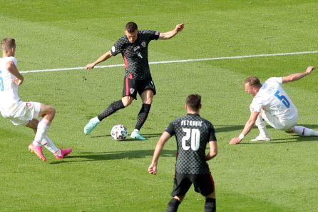 Iván Perisic consigue el empate del partido Iván Perisic consigue el empate del partido