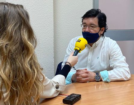 Álvaro viene al centro desde hace seis años: "Es frustrante que piensen que eres agresivo cuando te reconoces como pacifista total. Puedo ser igual o menos violento que cualquier otra persona de la calle" Álvaro viene al centro desde hace seis años: "Es frustrante que piensen que eres agresivo cuando te reconoces como pacifista total. Puedo ser igual o menos violento que cualquier otra persona de la calle"