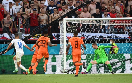 El segundo gol de la República Checa fue por obra de Patrik Schick El segundo gol de la República Checa fue por obra de Patrik Schick