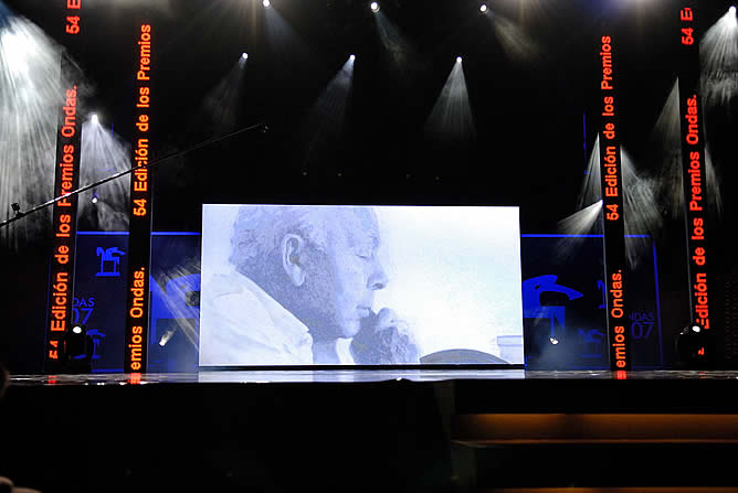 Homenaje a Jesús de Polanco en la gala de los Ondas Homenaje a Jesús de Polanco en la gala de los Ondas