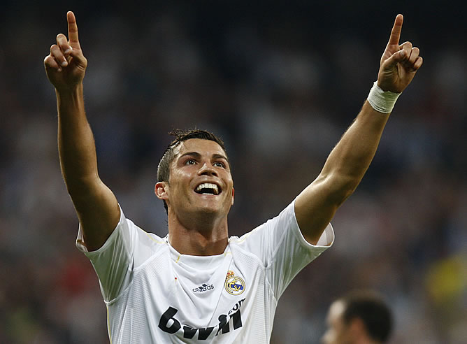 Cristiano Ronaldo celebra un gol en 'Champions' Cristiano Ronaldo celebra un gol en 'Champions'