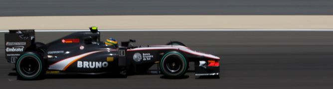 Bruno Senna, al volante del primer monoplaza español en la Fórmula 1 Bruno Senna, al volante del primer monoplaza español en la Fórmula 1
