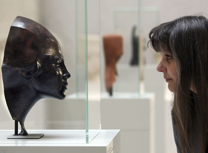 El Nuevo Museo en Berlín expone once esculturas del llamado "arte degenerado" fueron encontradas durante unas excavaciones arqueológicas cerca del ayuntamiento en Berlín El Nuevo Museo en Berlín expone once esculturas del llamado "arte degenerado" fueron encontradas durante unas excavaciones arqueológicas cerca del ayuntamiento en Berlín