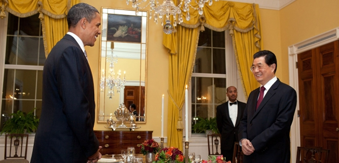 Obama y el presidente chino analizaron la relación bilateral en una cena privada Obama y el presidente chino analizaron la relación bilateral en una cena privada