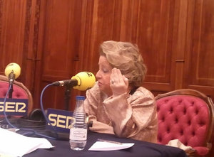 En la segunda hora de La Ventana, las periodistas Nativel Preciado, Charo Zarzalejos y Julia Navarro que asisten al acto del Congreso para recordar sus vivencias de aquella jornada. En la segunda hora de La Ventana, las periodistas Nativel Preciado, Charo Zarzalejos y Julia Navarro que asisten al acto del Congreso para recordar sus vivencias de aquella jornada.