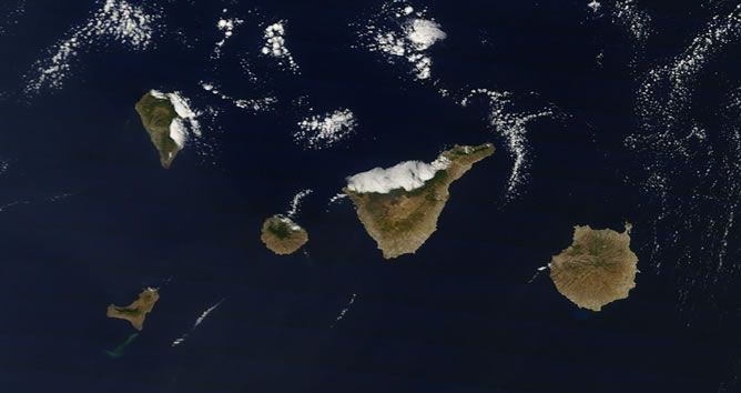 Imagen por satélite de la mancha volcánica en El Hierro Imagen por satélite de la mancha volcánica en El Hierro