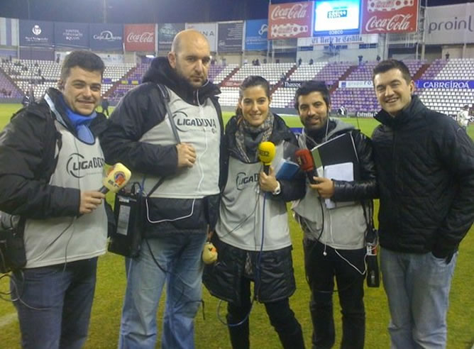 Reconocimiento a todos los periodistas que cubren la información a pie de campo Reconocimiento a todos los periodistas que cubren la información a pie de campo