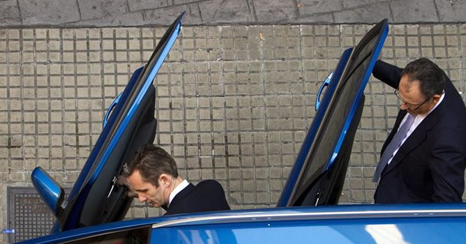 Urdangarin y su abogado, a su salida de los juzgados de Palma Urdangarin y su abogado, a su salida de los juzgados de Palma