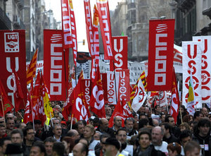 Aspecto de la manifestación celebrada esta tarde en Barcelona, convocada por la Confederación Europea de Sindicatos (CES) en todo el continente Aspecto de la manifestación celebrada esta tarde en Barcelona, convocada por la Confederación Europea de Sindicatos (CES) en todo el continente
