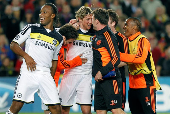 FOTOGALERIA: Fernando Torres remata al Barcelona FOTOGALERIA: Fernando Torres remata al Barcelona