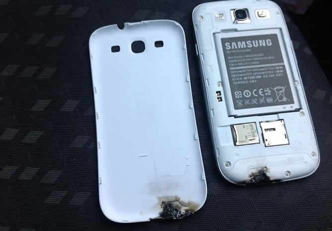 El 'Samsung Galaxy S III' fue lanzado en Europa en el mes de mayo. El 'Samsung Galaxy S III' fue lanzado en Europa en el mes de mayo.