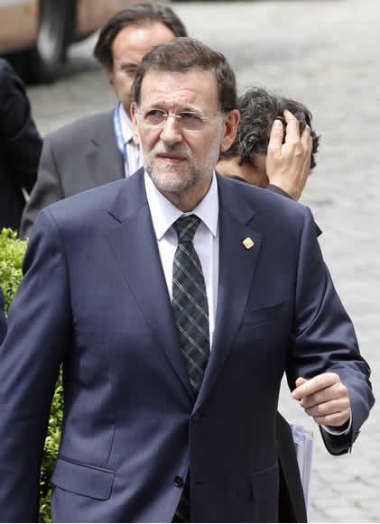 El presidente del Gobierno, Mariano Rajoy, espera que la reunión del Eurogrupo alivie la situación de España El presidente del Gobierno, Mariano Rajoy, espera que la reunión del Eurogrupo alivie la situación de España