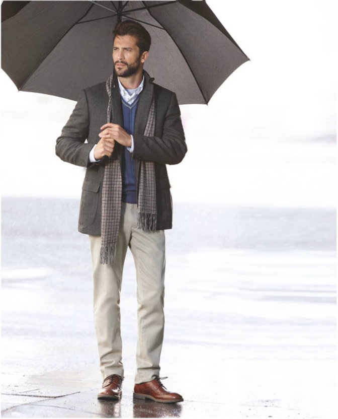 El aspecto limpio y elegante de inspiración británica sigue marcando la temporada. El aspecto limpio y elegante de inspiración británica sigue marcando la temporada.