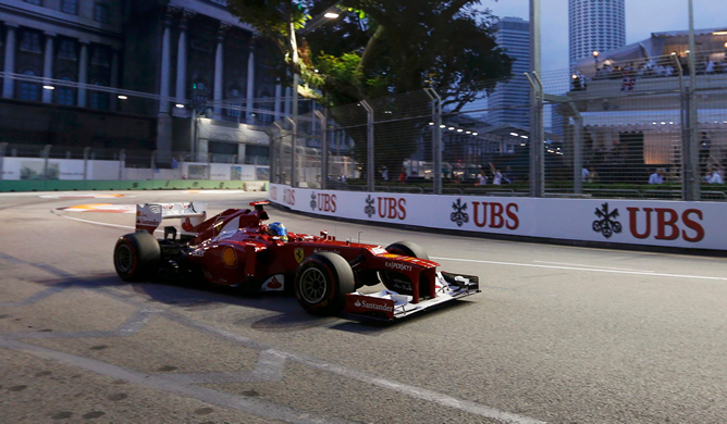 Ferrari reconoce que el alerón trasero de Fernando Alonso "no funcionó" bien en Singapur Ferrari reconoce que el alerón trasero de Fernando Alonso "no funcionó" bien en Singapur