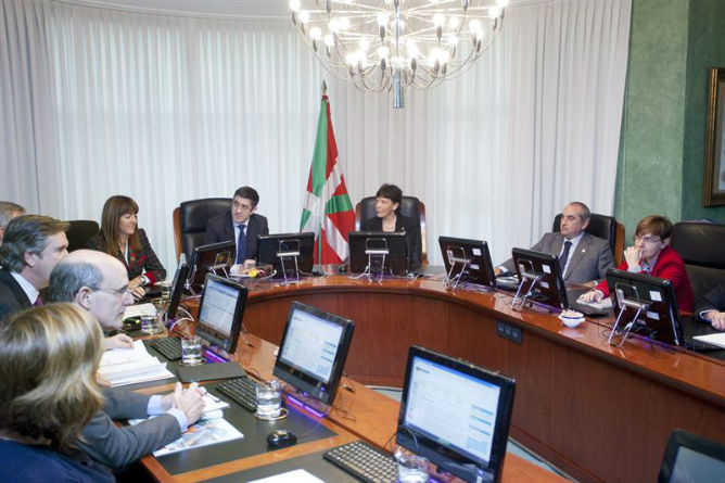 El Consejo de Gobierno vasco, en su última reunión esta mañana El Consejo de Gobierno vasco, en su última reunión esta mañana