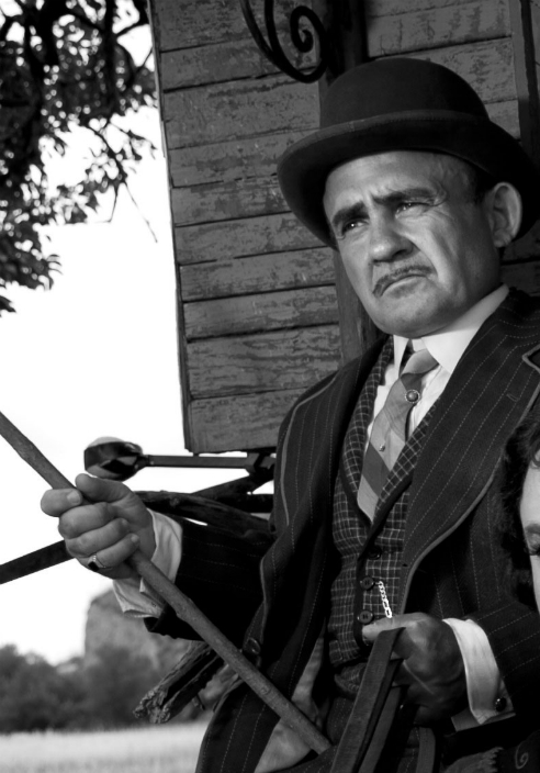 Emilio Gavira en un fotograma de 'Blancanieves' Emilio Gavira en un fotograma de 'Blancanieves'