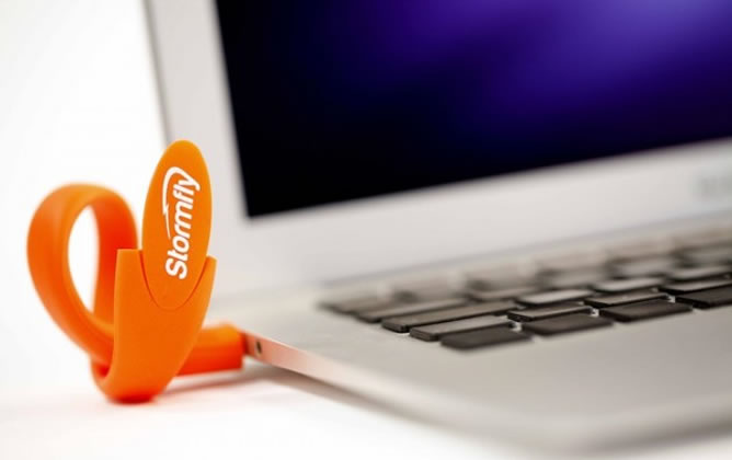 Llega StormFly, un dispositivo que permite trasladar, además de archivos, un sistema operativo completo Llega StormFly, un dispositivo que permite trasladar, además de archivos, un sistema operativo completo