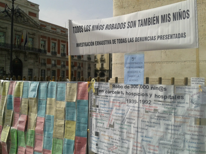 Asociaciones de 'bebés robados' aconsejan no dar información a la oficina para los afectados Asociaciones de 'bebés robados' aconsejan no dar información a la oficina para los afectados