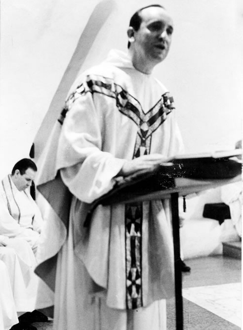 Imagen de archivo del cardenal argentino Jorge Mario Bergoglio Imagen de archivo del cardenal argentino Jorge Mario Bergoglio