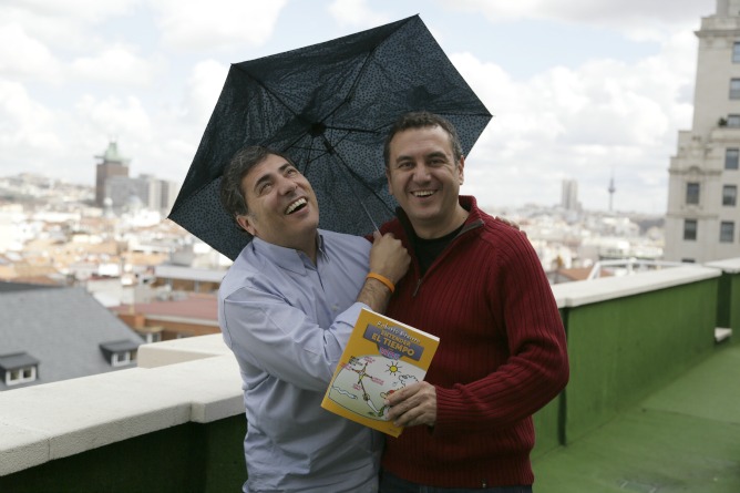 Roberto Brasero vino a presentarnos su nuevo libro "Entender el tiempo para torpes" Roberto Brasero vino a presentarnos su nuevo libro "Entender el tiempo para torpes"