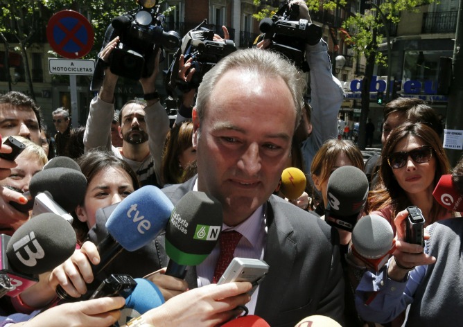 El presidente de la Comunidad Valenciana a su llegada a Génova El presidente de la Comunidad Valenciana a su llegada a Génova