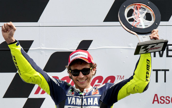 Rossi celebra su triunfo en Assen Rossi celebra su triunfo en Assen