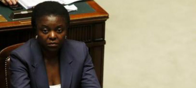 La ministra de Integración, Cécile Kyenge, en el Parlamento italiano La ministra de Integración, Cécile Kyenge, en el Parlamento italiano