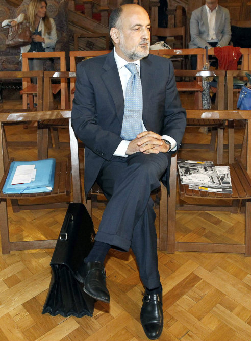 El presidente del Tribunal Constitucional, Francisco Pérez de los Cobos, momentos antes de clausurar un encuentro en la Universidad Internacional Menéndez Pelayo. El presidente del Tribunal Constitucional, Francisco Pérez de los Cobos, momentos antes de clausurar un encuentro en la Universidad Internacional Menéndez Pelayo.