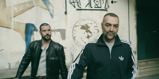 Fotograma de 'Alpha', con Miquel Fernández (izquierda) y Juan Carlos Vellido (derecha) Fotograma de 'Alpha', con Miquel Fernández (izquierda) y Juan Carlos Vellido (derecha)