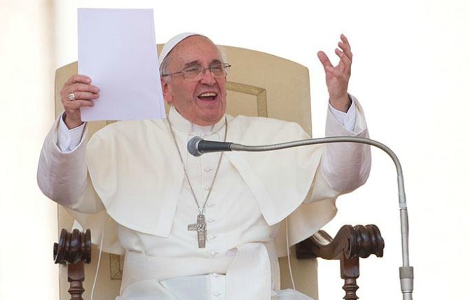 El Papa Francisco durante un discurso El Papa Francisco durante un discurso