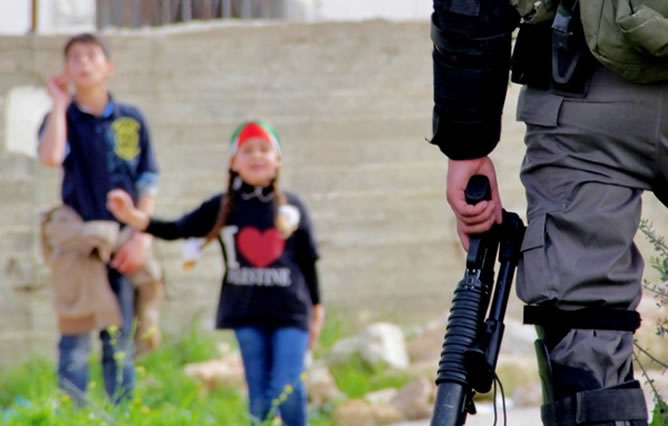 Amnistía Internacional ha publicado este jueves un duro informe en el que denuncia el uso excesivo de la violencia por parte del Ejército de Israel y de sus Fuerzas de Seguridad nacional contra la población civil palestina Amnistía Internacional ha publicado este jueves un duro informe en el que denuncia el uso excesivo de la violencia por parte del Ejército de Israel y de sus Fuerzas de Seguridad nacional contra la población civil palestina
