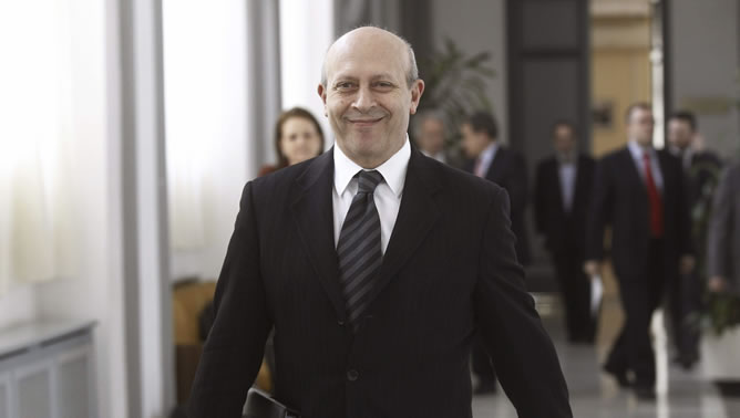El ministro de Educación, José Ignacio Wert, a su llegada a la reunión del Consejo de Universidades El ministro de Educación, José Ignacio Wert, a su llegada a la reunión del Consejo de Universidades