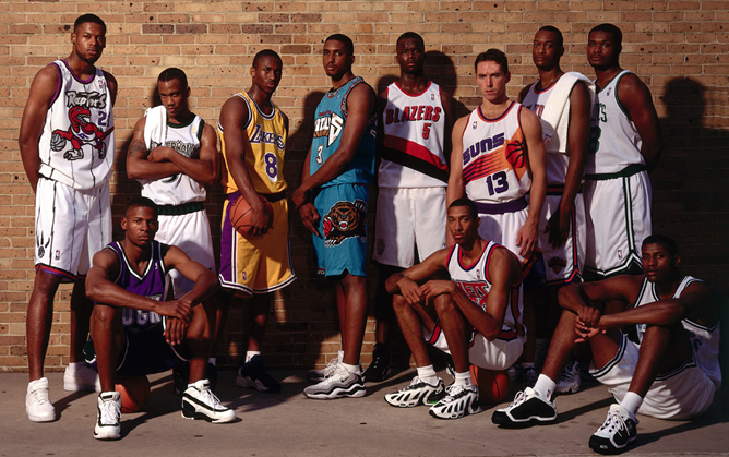 De izquierda a derecha y de arriba a abajo: Marcus Camby, Stephon Marbury, Kobe Bryant, Shareef Abdur-Rahim, Jermaine O'Neil, Steve Nash, John Wallace, Antoine Walker, Ray Allen, Kerry Kittles y Samaki Walker. De izquierda a derecha y de arriba a abajo: Marcus Camby, Stephon Marbury, Kobe Bryant, Shareef Abdur-Rahim, Jermaine O'Neil, Steve Nash, John Wallace, Antoine Walker, Ray Allen, Kerry Kittles y Samaki Walker.