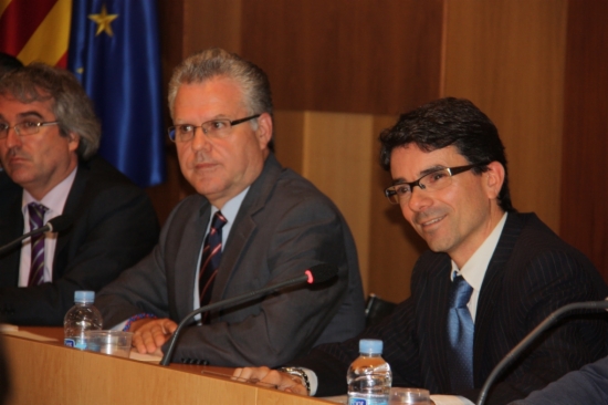Pere Granados, al centre, i Mario Garcia, a la dreta, al plenari municipal Pere Granados, al centre, i Mario Garcia, a la dreta, al plenari municipal