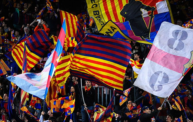 Aficionados culés en el Camp Nou Aficionados culés en el Camp Nou