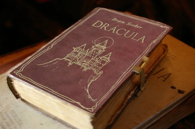 Dracula, de Bram Stoker Dracula, de Bram Stoker