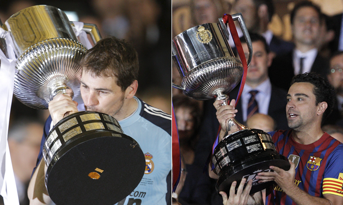 Iker Casillas y Xavi levantan la Copa del Rey Iker Casillas y Xavi levantan la Copa del Rey