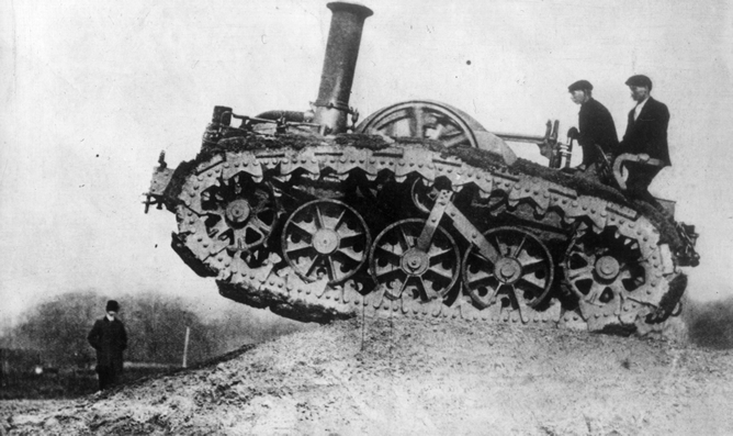 Uno de los primeros tanques de la I Guerra Mundial Uno de los primeros tanques de la I Guerra Mundial