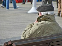 Pensionistas salen a la calle para "defender las pensiones actuales y futuras"
