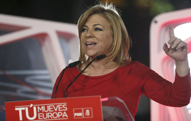La candidata del PSOE en las elecciones europeas, Elena Valenciano, durante el acto de inicio de campaña celebrado esta noche en Madrid. La candidata del PSOE en las elecciones europeas, Elena Valenciano, durante el acto de inicio de campaña celebrado esta noche en Madrid.
