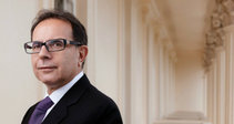 Los químicos Corma, Davis y Stucky, Premio Príncipe de Investigación 2014