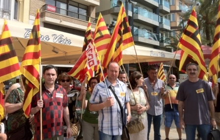 Concentració de CCOO a Lloret per reclamar millores laborals a l'hostaleria Concentració de CCOO a Lloret per reclamar millores laborals a l'hostaleria