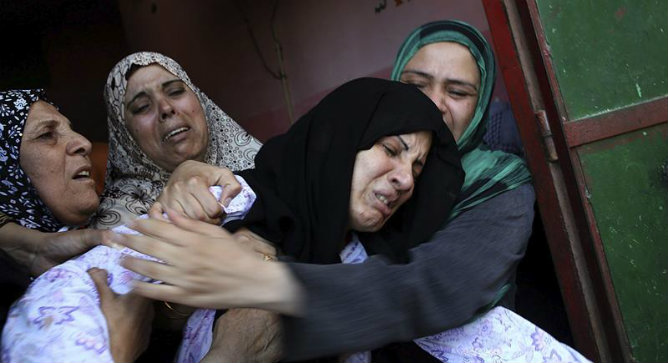 Israel sopesa una ofensiva terrestre mientras prosiguen bombardeos y cohetes Israel sopesa una ofensiva terrestre mientras prosiguen bombardeos y cohetes
