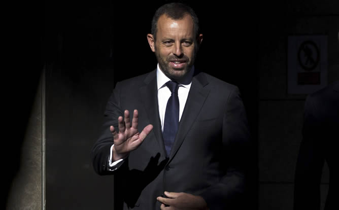 El expresidente del Barcelona Sandro Rosell, a su llegada esta mañana a la Audiencia Nacional para responder a las preguntas del juez Pablo Ruz El expresidente del Barcelona Sandro Rosell, a su llegada esta mañana a la Audiencia Nacional para responder a las preguntas del juez Pablo Ruz