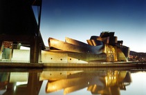 Museo Guggenheim en Bilbao. Museo Guggenheim en Bilbao.