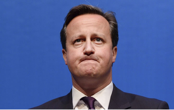 El primer ministro británico, David Cameron da un discurso titulado "Mejor juntos" durante un acto celebrado en Aberdeen, Escocia El primer ministro británico, David Cameron da un discurso titulado "Mejor juntos" durante un acto celebrado en Aberdeen, Escocia