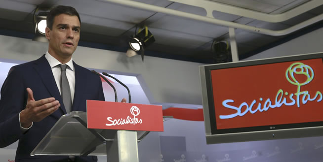 El secretario general del PSOE, Pedro Sánchez, durante la rueda de prensa posterior a la reunión de la comisión permanente de la Ejecutiva del partido El secretario general del PSOE, Pedro Sánchez, durante la rueda de prensa posterior a la reunión de la comisión permanente de la Ejecutiva del partido