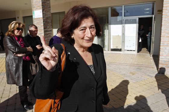 Antonia Muñoz a las puertas de los juzgados Antonia Muñoz a las puertas de los juzgados