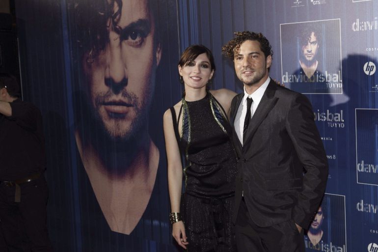 Bisbal y María Valverde, burbujas Freixenet Bisbal y María Valverde, burbujas Freixenet
