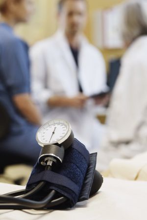 Precariedad médicos españoles: Se enquista la precariedad laboral entre los médicos españoles: Se enquista la precariedad laboral entre los médicos españoles Precariedad médicos españoles: Se enquista la precariedad laboral entre los médicos españoles: Se enquista la precariedad laboral entre los médicos españoles